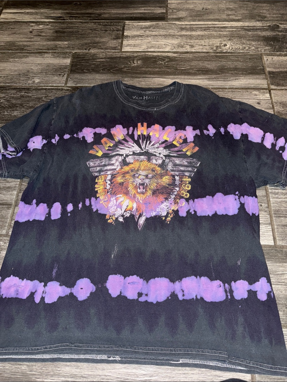 Van Halen Men’s Black & Purple Tie-Dye Graphic Tee